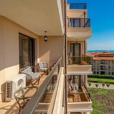 Modern Family Apartment At Millennium 2 - Pool & Spa Sveti Vlas