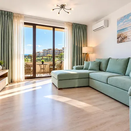 Modern Family Apartment At Millennium 2 - Pool & Spa Apartment
